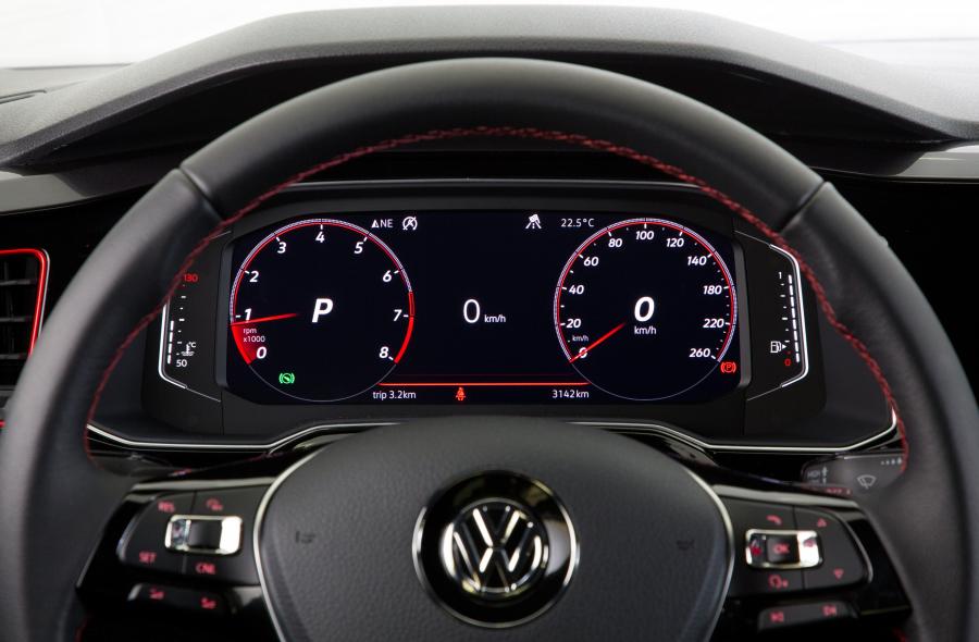 Панель приборов Volkswagen Virtus GTS 2020 года  (фото 7 из 7)